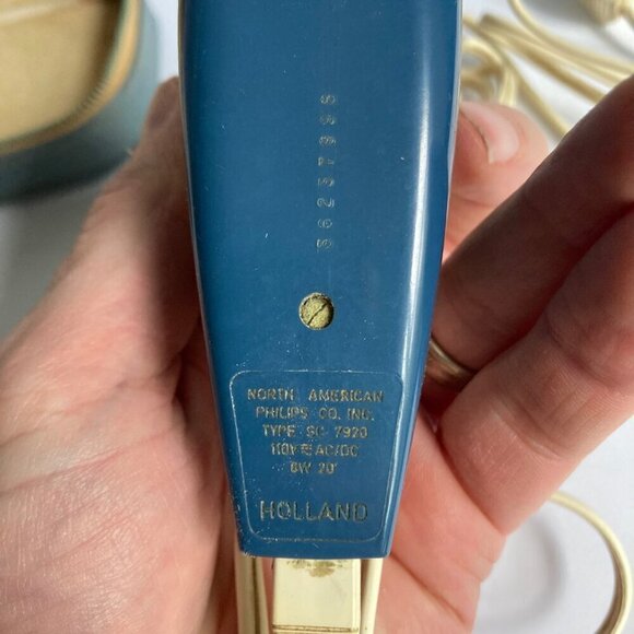 Vintage Norelco Speedshaver Razor Shaver HP1124 w/Case & Papers - Picture 3 of 12